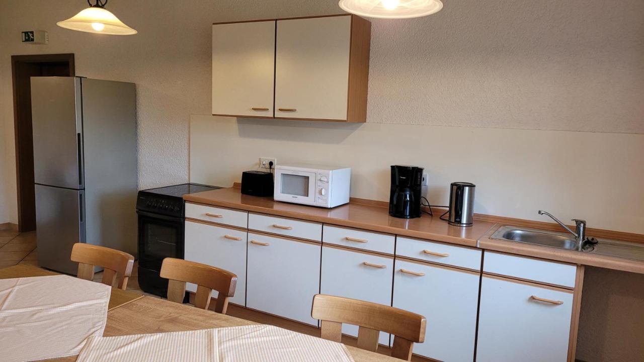 Gaestehaus Stephanie Ilbesheim Zewnętrze zdjęcie