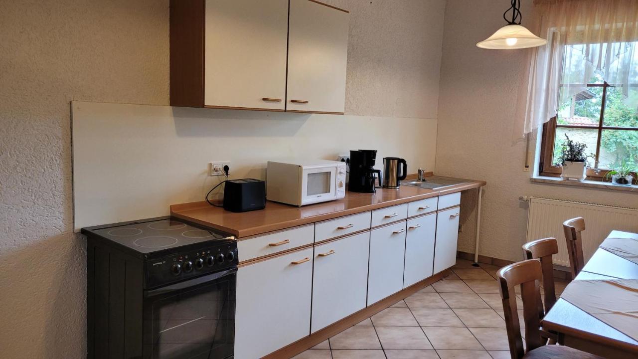 Gaestehaus Stephanie Ilbesheim Zewnętrze zdjęcie